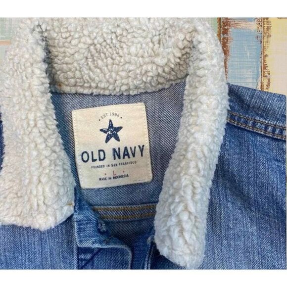 Old Navy Womens Denim Jean Trucker Jacket Size L Y2K Retro 2006 Sherpa Cropped - Picture 5 of 7